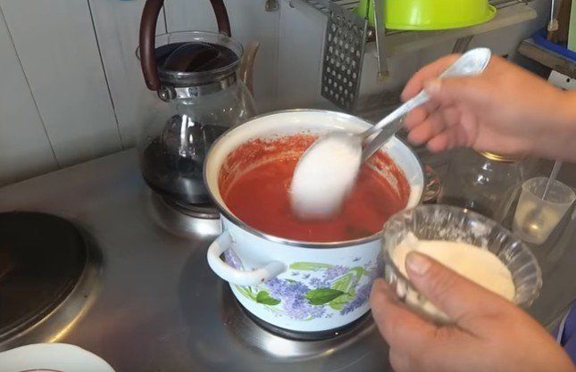 Рецепт томатного сока в домашних условиях